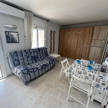 Thalassa Apartment *