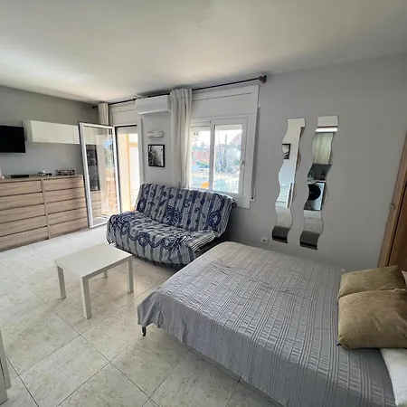 Thalassa Apartment